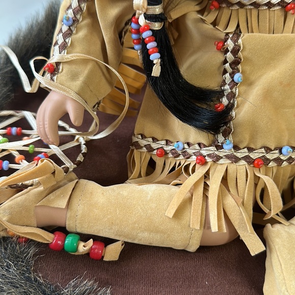 Native American Indian Porcelain Doll Collectible - Picture 4 of 14